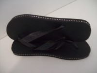 Chinelos Tradicional Preto com Strass
